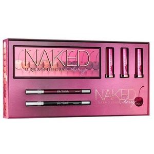 Urban Decay - Naked Cherry Vault - NEW